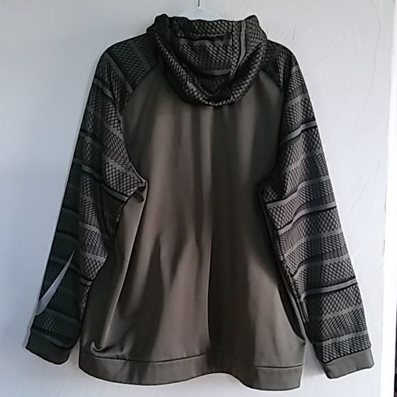 SOLD! Nike Dri Fit Olive Green Men's Hoodie SOLD! - Picture 6 of 8